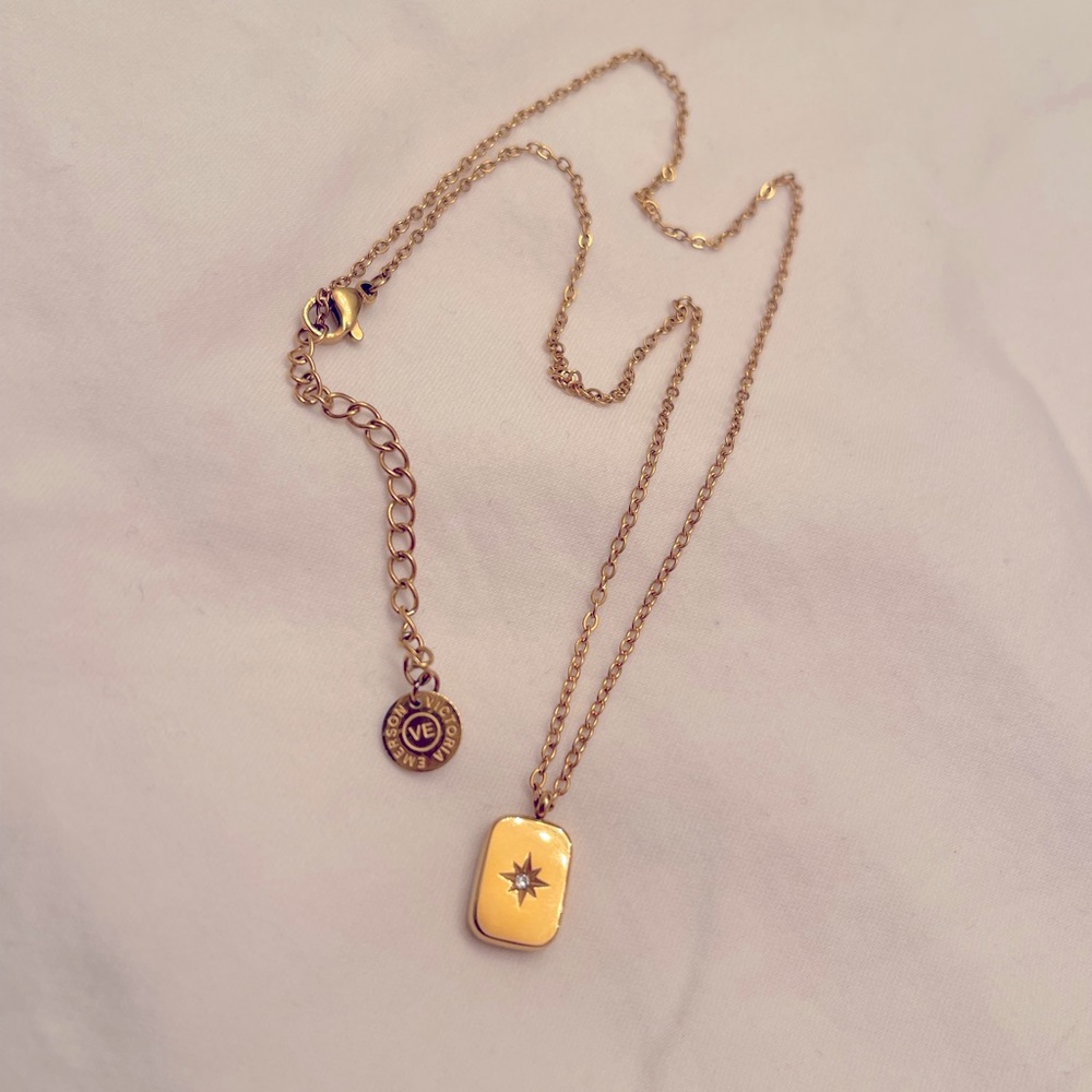 Victoria Emerson Dotty Star pendant necklace
